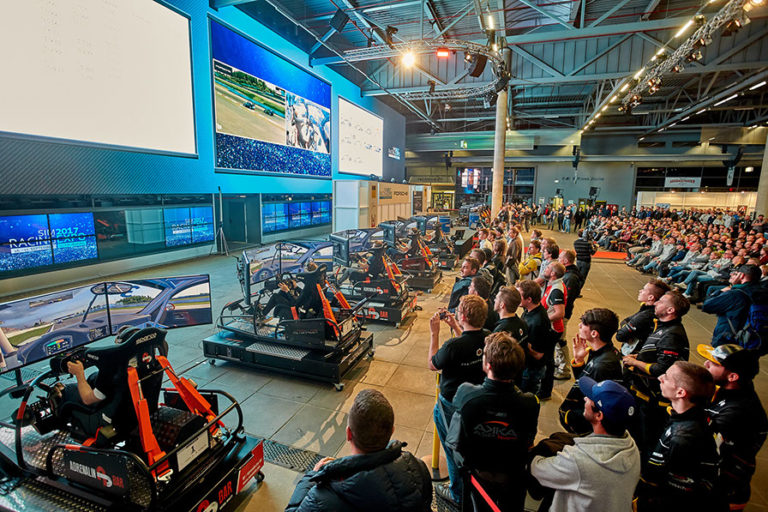 Frederik, Jeremy and David on 'offline' racing at the SimRacing Expo